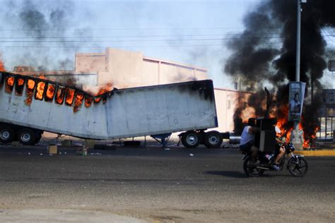 Violence hits a Mexico cartel stronghold as the son of 'El Chapo' is ...