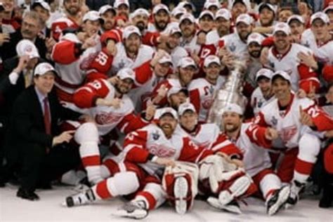 Stanley Cup-champion Detroit Red Wings prove they're still winners ...