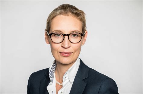 Weidel Partnerin - Afd Politikerin Alice Weidel Wohnt Wieder In Der Schweiz Blick / Kurz vor ...