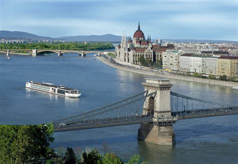 Crystal River Cruises Danube Dreams & Discoveries - Danube River Cruises