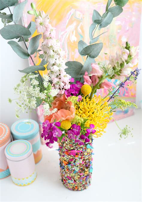 DIY Confetti Flower Vase - A Kailo Chic Life