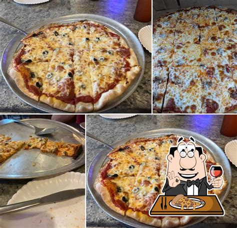 Charlie & Millie's Pizza House in Largo - Restaurant menu and reviews