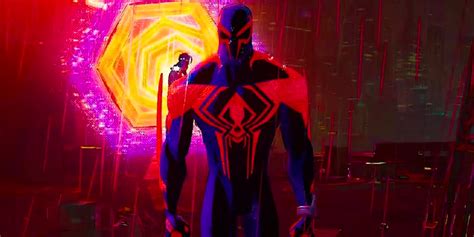 The Surprising Truth Of Spider-Man 2099's Costume Makes 1 Spider-Verse Scene Really Awkward