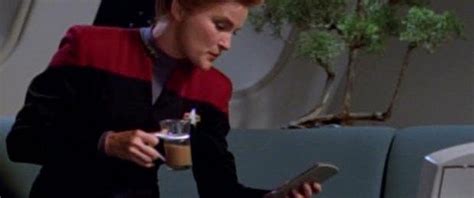 20 Years Ago Today... Voyager Debuted With "Caretaker" | Star Trek