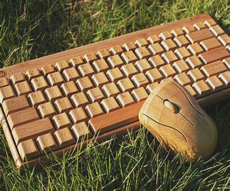 Wireless Wooden Keyboard & Mouse