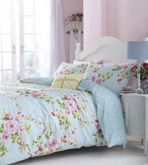 Shabby chic bedding sets – a romantic atmosphere in a stylish bedroom