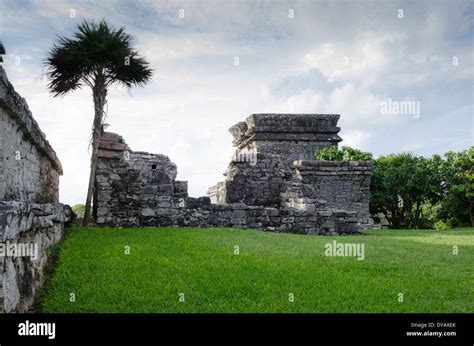 Tulum mayan city, mexico Stock Photo - Alamy