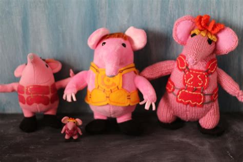 emuse: Clangers toys