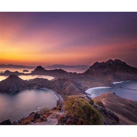 Trekking Holidays in Padar Island - Ohiobirthinjuries