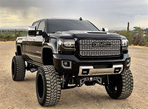 Duramax Trucks on Twitter | Jacked up trucks, Chevy diesel trucks, Trucks