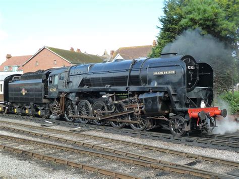 British Railways 9F locomotive 'Black Prince' Steam Trains Uk, Old Steam Train, Steam Engine ...