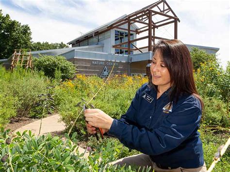 Volunteering in Nature • Missouri Life Magazine