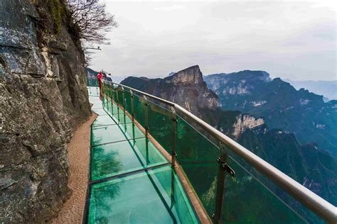 China's Most Popular and Beautiful Glass Bridges