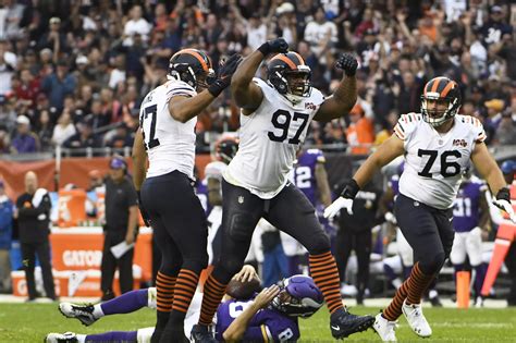 Chicago Bears: Game balls after a dominant divisional win at home in Week 4