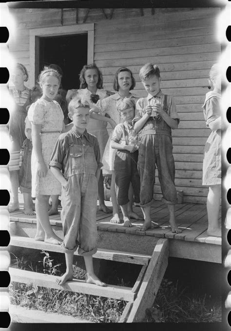 Mountain children on steps of school in Breathitt County, Kentucky ...