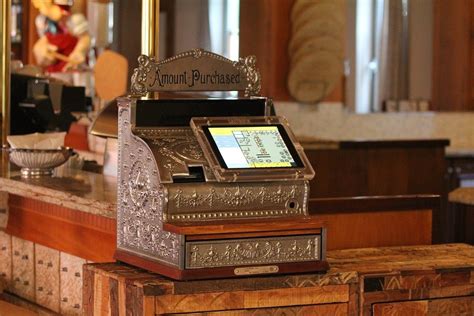 Benefits of Restaurant POS Systems and Why Businesses Should Use One | How To Be A Good Server