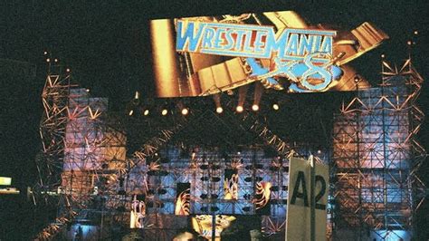 10 Worst WWE Set Designs – Page 7