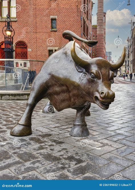 Statue of the Stock Market Bull Outside of the Stock Exchange in ...