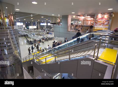 Tokyo Japan Narita Airport Terminal 2 Interior Stock Photo: 6064380 - Alamy