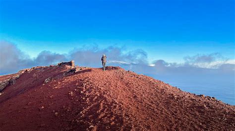 Vestmanneyjar Islands a bird and nature paradise in South Iceland near ...