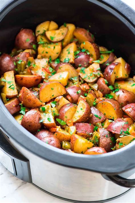 Crockpot Breakfast Potatoes {Cooks Overnight!} - WellPlated.com