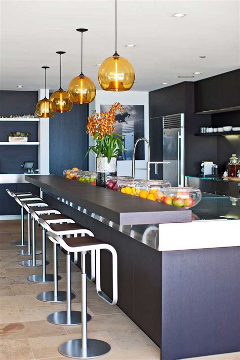 3 Homes with Bold Modern Bar Lighting