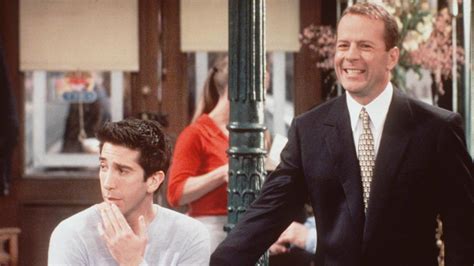 35 of the best cameos and recurring roles on 'Friends' | Yardbarker