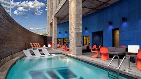 Hotels near American Airlines | Aloft Dallas Downtown