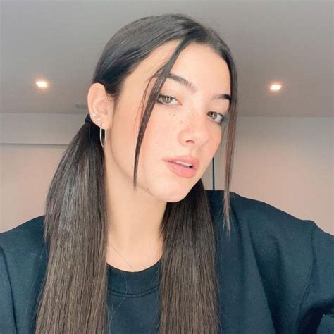 Charli d'Amelio: la reina de TikTok que batió récord de seguidores