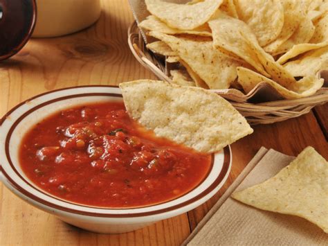 Chips and Salsa - El Ocho Loco