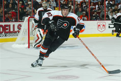 Jeremy Roenick Discusses Almost Signing With Calgary Flames in HHOF Interview - The Hockey ...