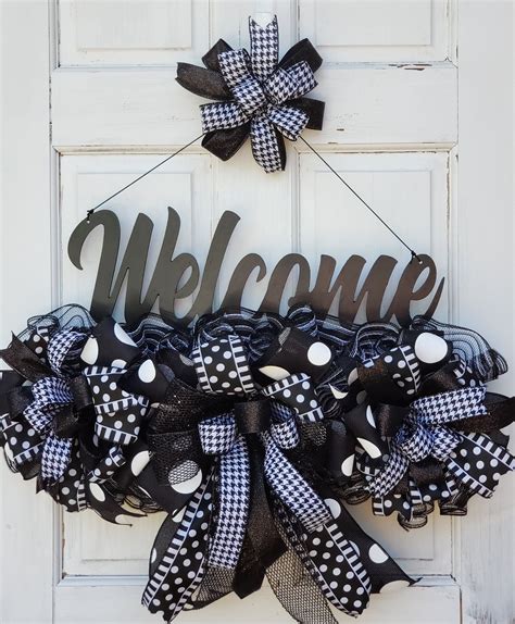 Everyday Wreath Black and White Front Door Decor Welcome | Etsy | Deco mesh wreaths tutorials ...