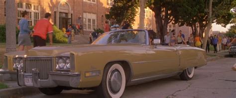 IMCDb.org: 1972 Cadillac Fleetwood Eldorado in "Never Been Kissed, 1999"