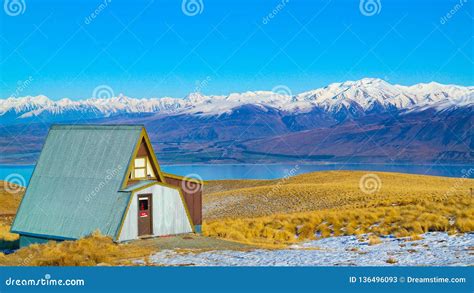 Winter of Lake Tekapo, New Zealand Stock Image - Image of newzealand, alpine: 136496093