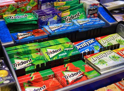 This Major Grocery Company Is Discontinuing Two Gum Brands — Eat This ...