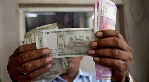 Indian Rupee vs US Dollar Today: Rupee falls 34 paise to close at 81.25 ...