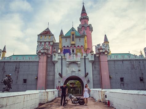 Celebrating Love Inside Japan's Abandoned Nara Dreamland | Culture