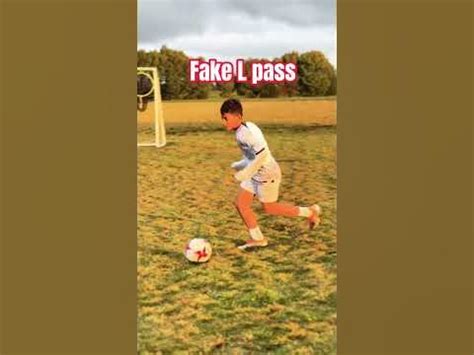 3 Ronaldo Skills🇵🇹 #football #soccer #skills #shorts - YouTube