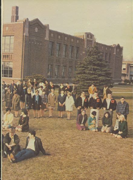 Explore 1968 Gibsonburg High School Yearbook, Gibsonburg OH - Classmates