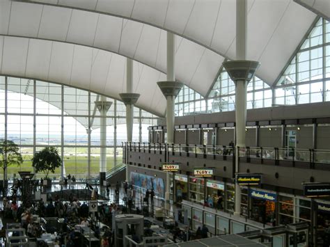 Denver International Airport - Data, Photos & Plans - WikiArquitectura