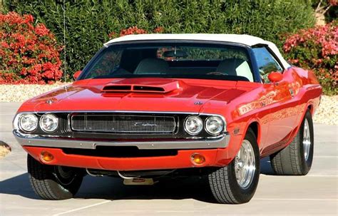 70 Dodge Challenger Convertible #DodgeChargerclassiccars | Muscle cars ...