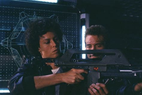 Aliens Pulse Rifle Information & Resource Page