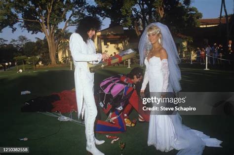 5,916 Heather Locklear Photos & High Res Pictures - Getty Images