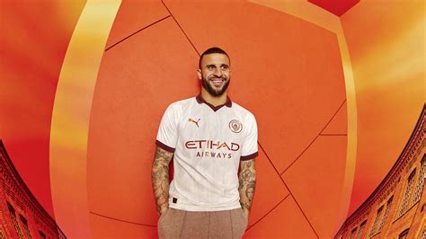 #NEWS PHOTO GALLERY: Man City officially announces 2023/24 away kit ...