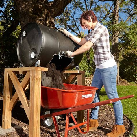 How to Build a DIY Tumbling Composter | Diy compost, Compost barrel, Compost bin diy