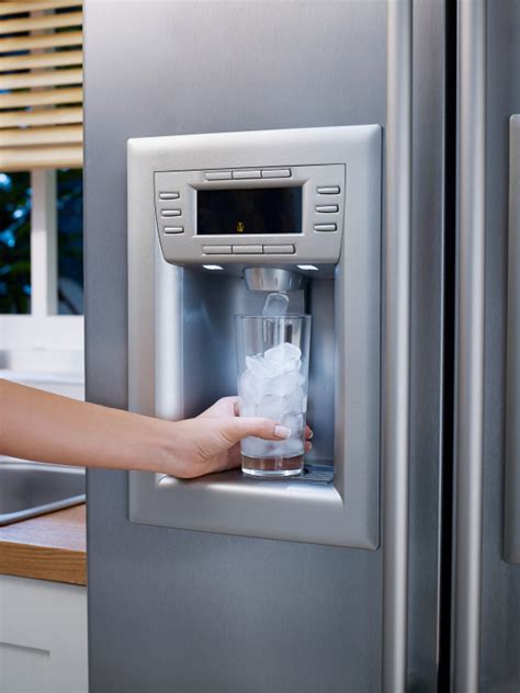 Why Your Next Refrigerator Should NOT Have an Ice-Maker