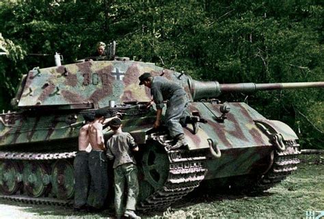 Tiger Ii, Tank Armor, Ii Gm, Tiger Tank, War Thunder, Ww2 Photos, Armored Fighting Vehicle, Ww2 ...