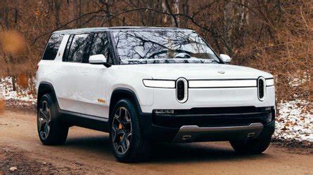 Rivian Secures Massive $1.3 Billion In New Investments