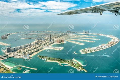 Aerial View of Dubai Palm Jumeirah Island, United Arab Emirates Stock Image - Image of shapes ...