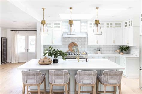20 Kitchens With the Most Beautiful Pendant Lighting